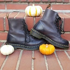 Grey Dr. Martens US 7 UK 5